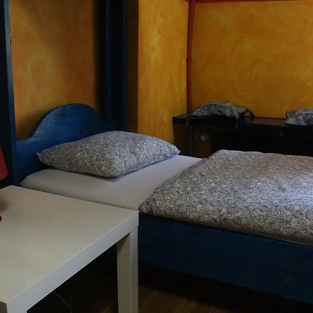 El Hostel Варшава Экстерьер фото