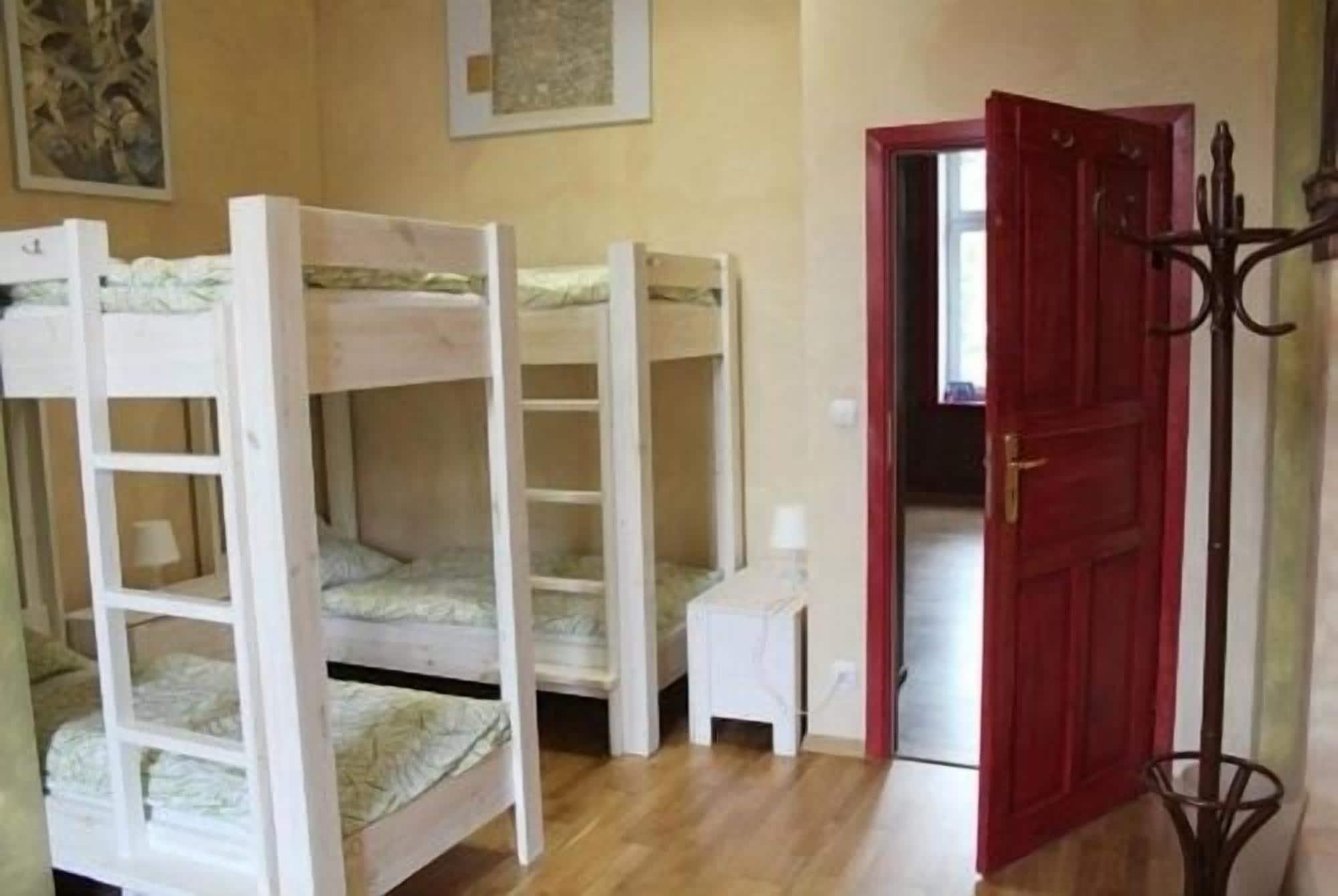 El Hostel Варшава Экстерьер фото