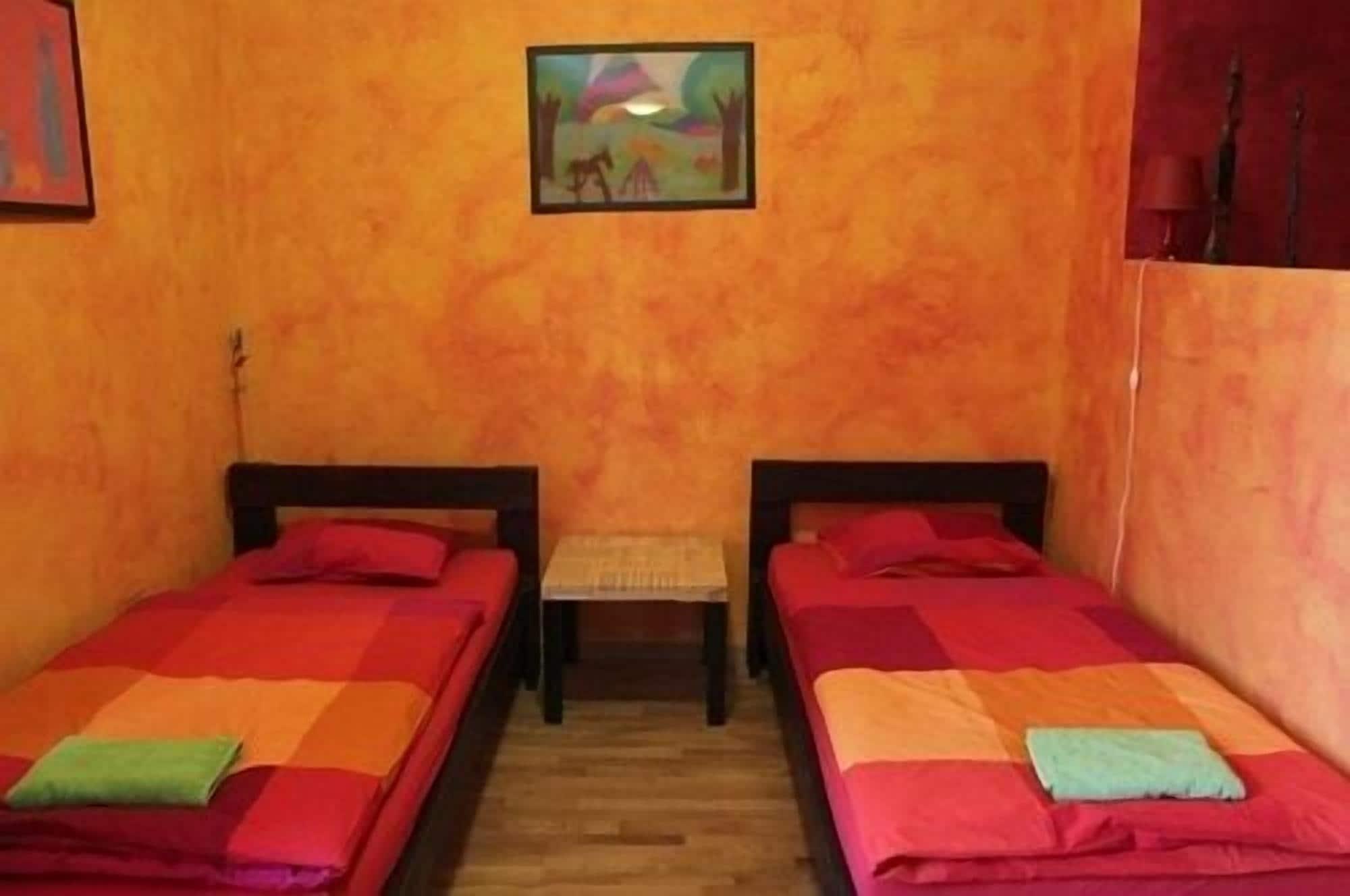 El Hostel Варшава Экстерьер фото