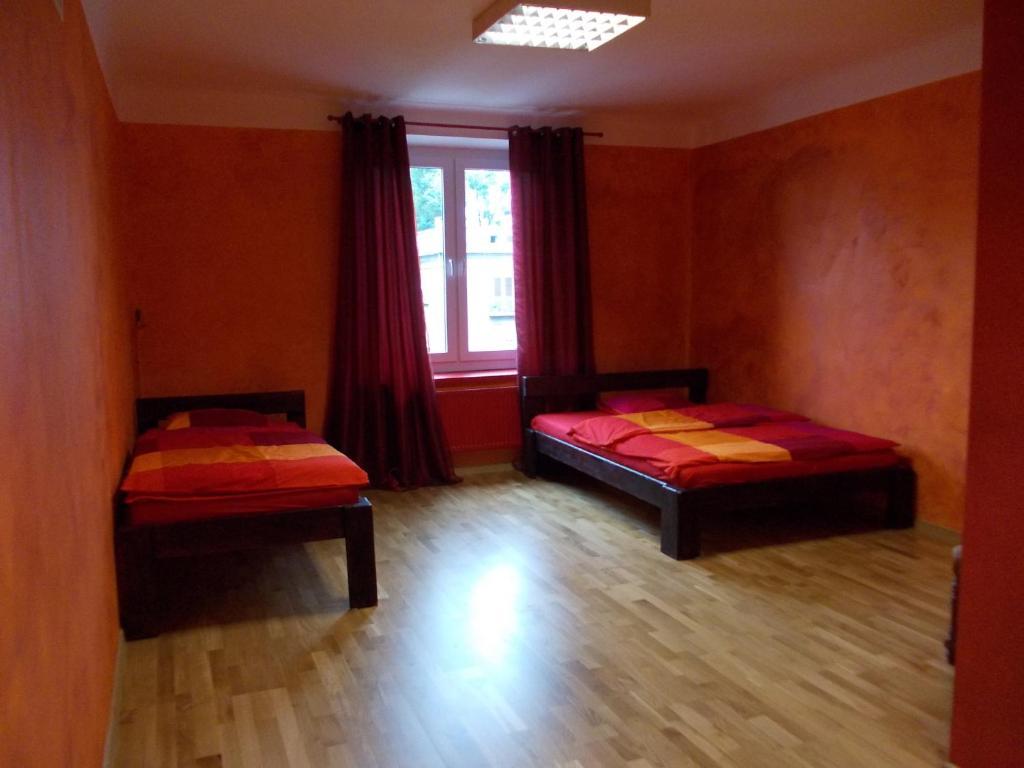 El Hostel Варшава Экстерьер фото